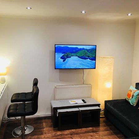 Fountain View 1Br Flat Oxford - Free Parking Apartment Bagian luar foto