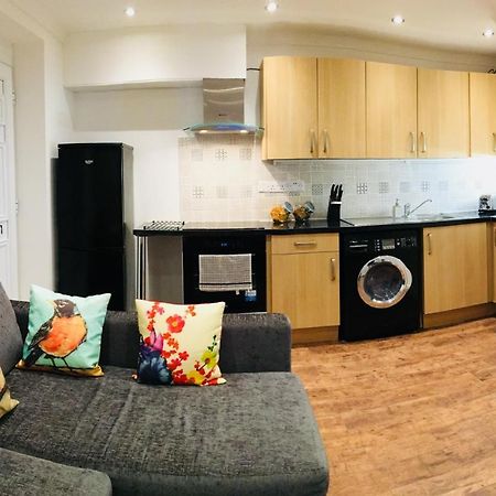 Fountain View 1Br Flat Oxford - Free Parking Apartment Bagian luar foto