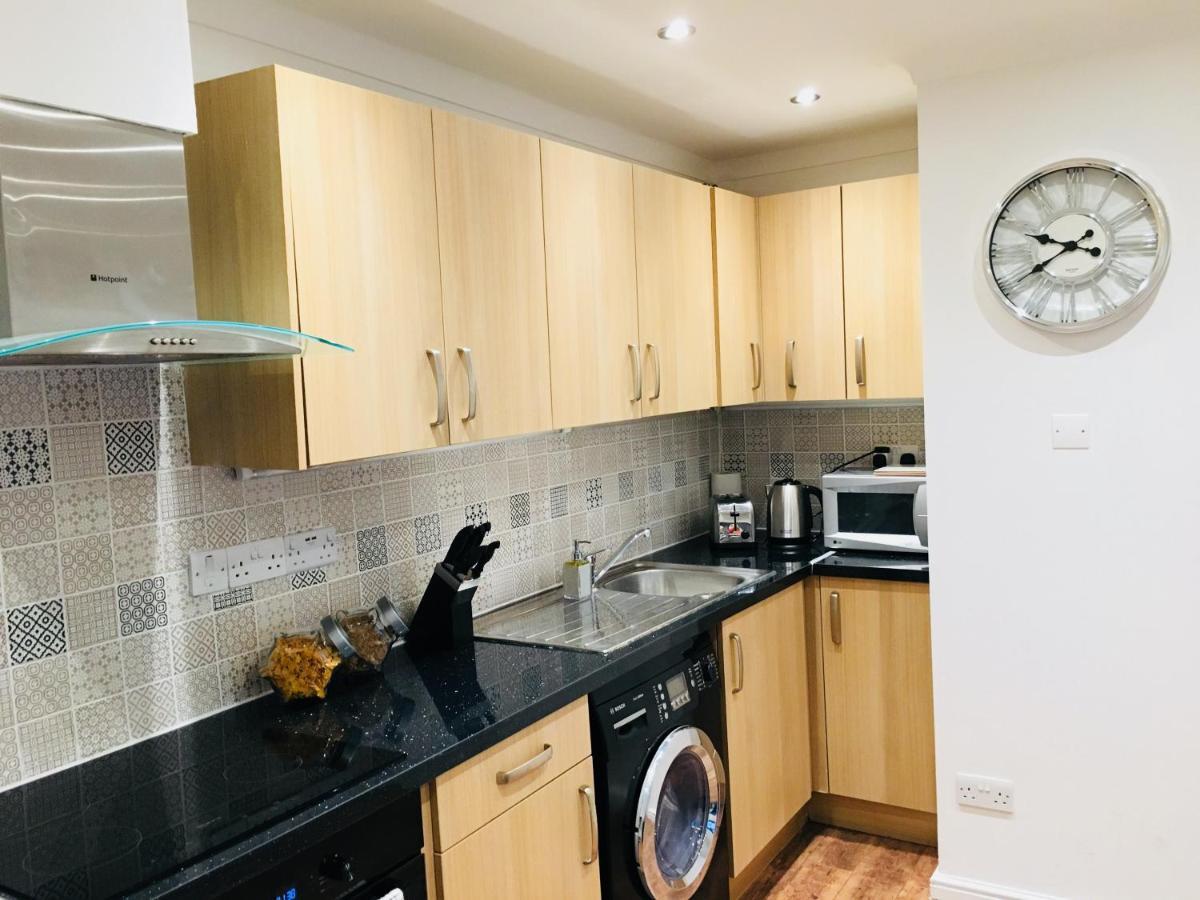 Fountain View 1Br Flat Oxford - Free Parking Apartment Bagian luar foto