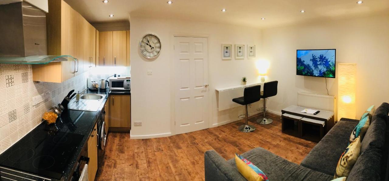 Fountain View 1Br Flat Oxford - Free Parking Apartment Bagian luar foto