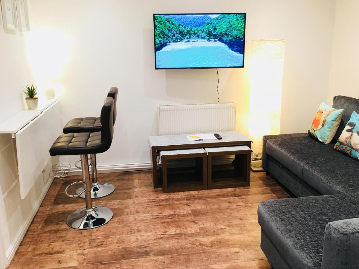 Fountain View 1Br Flat Oxford - Free Parking Apartment Bagian luar foto