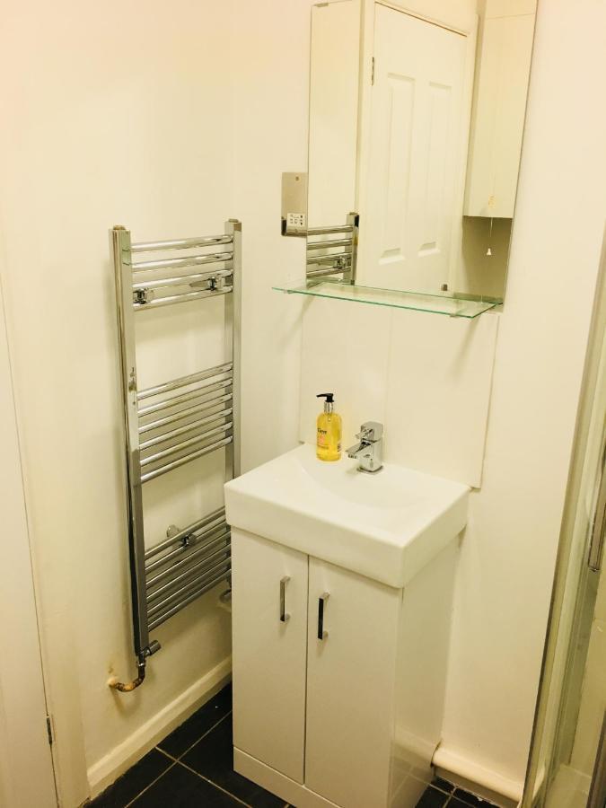 Fountain View 1Br Flat Oxford - Free Parking Apartment Bagian luar foto